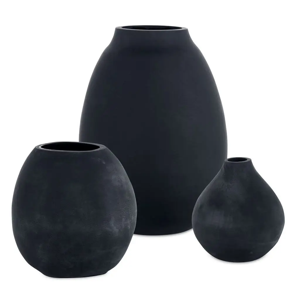 335c1ef9460814b50c4d0c8d8d46a1cc Hearth Vases, S/3 - Image 1