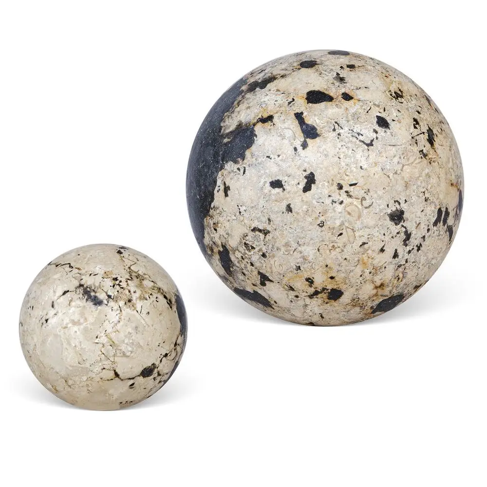 cf37c5322f13e54c0bec5ee7f68f1fdf Nouveau Indoor-outdoor Spheres, S/2 - Image 1